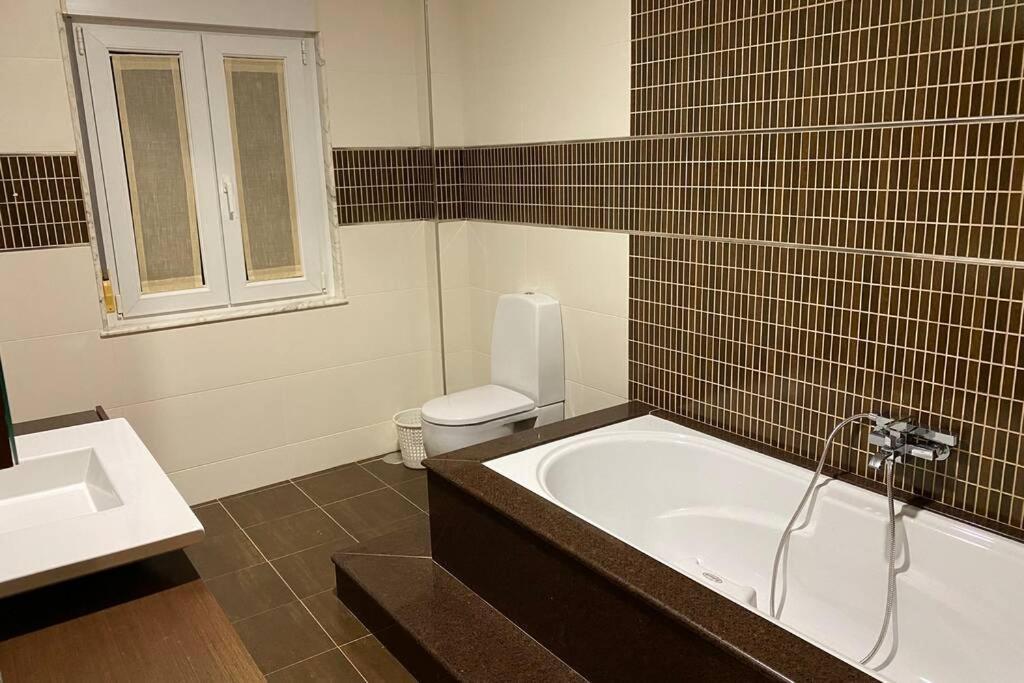 Apartamento De 4 Dormitorios En Camariñas Exterior foto